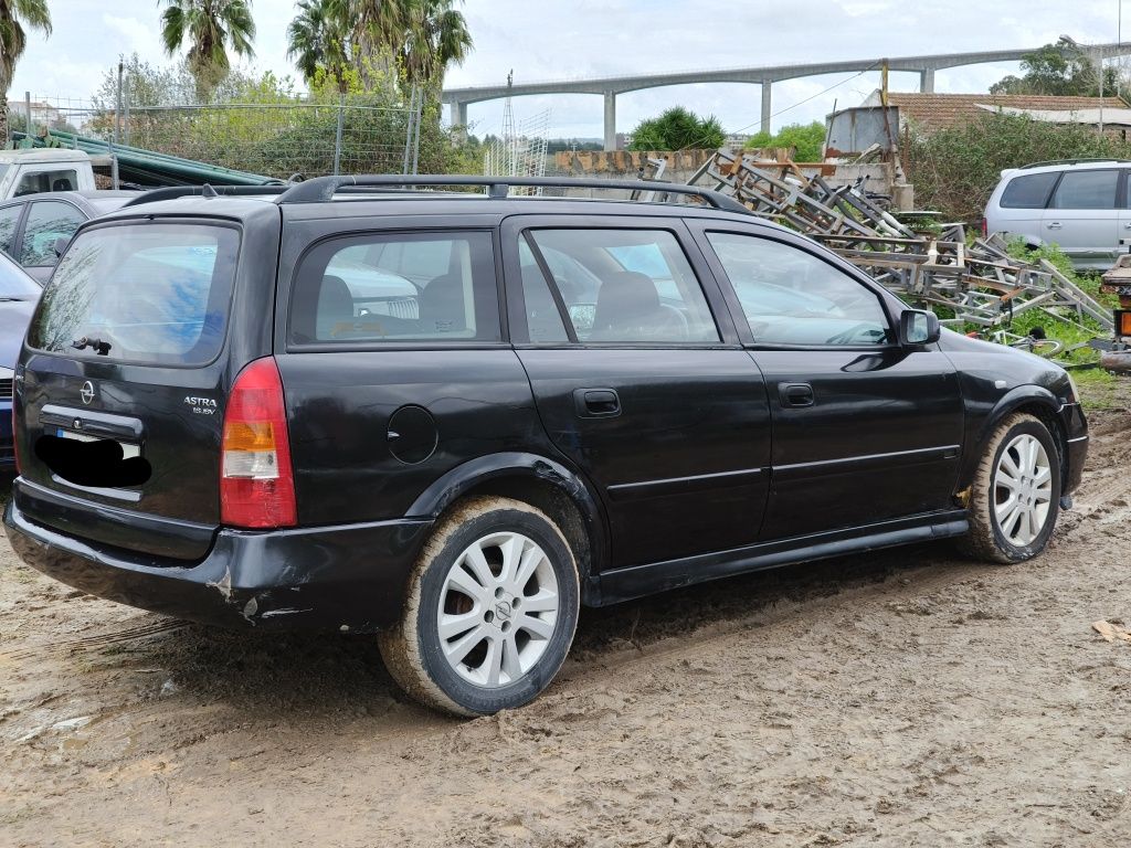 Opel Astra 1.6 gasolina ano 99 só peças