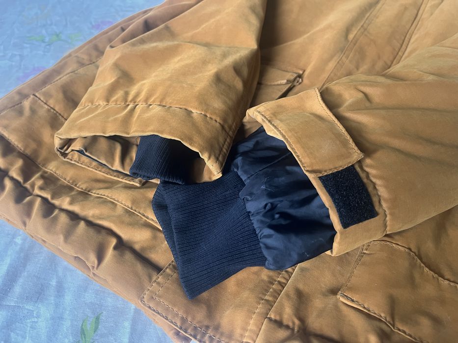 Куртка Staff, розмір M — пісочна, тепла, як нова