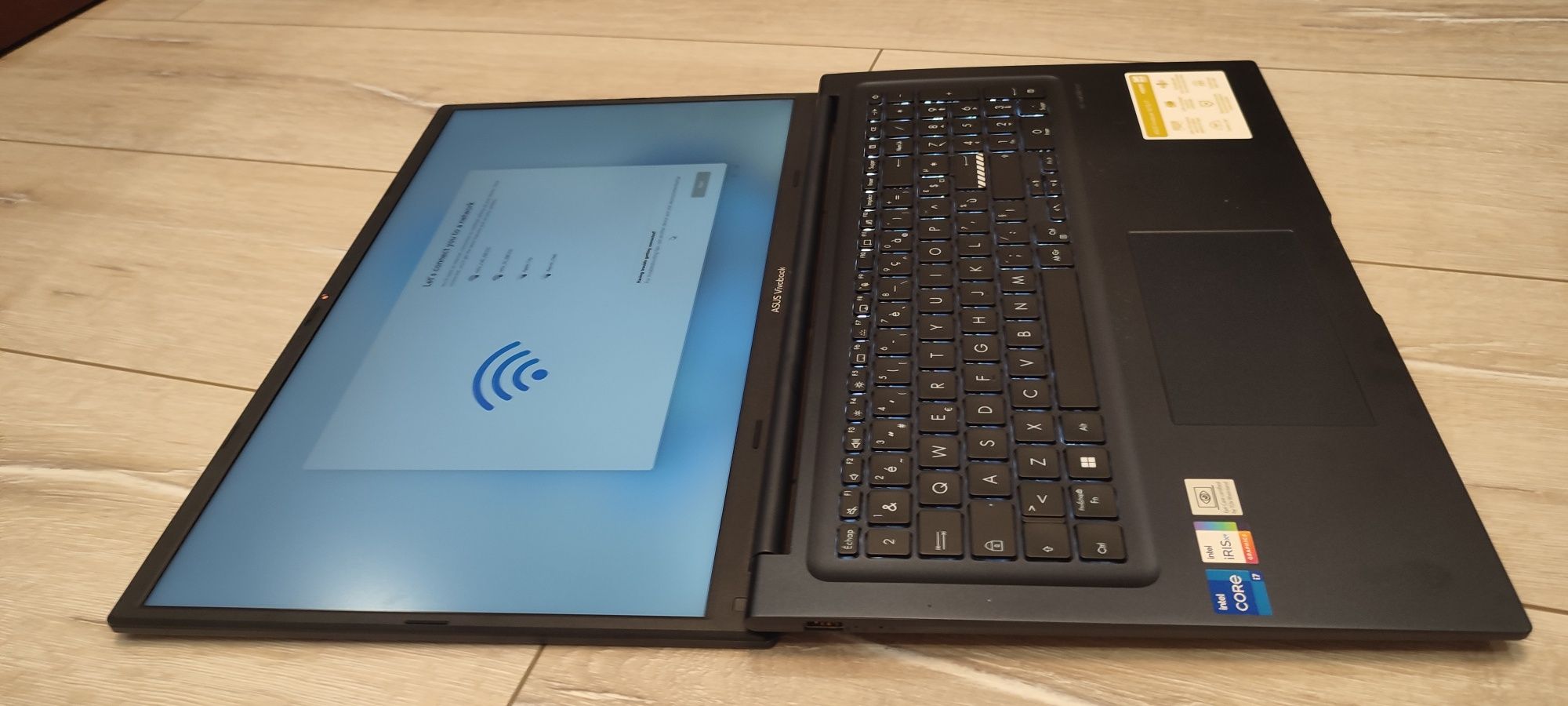 Asus Vivobook s15 - i5 1235u/16gb/512ssd