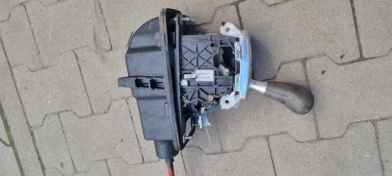 Kaseta lewarek zmiany biegów Audi A4 B6 2,5 Tdi