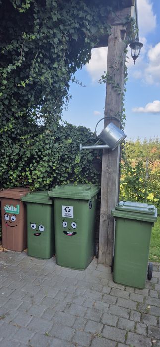 Kosze na śmieci ,śmietnik na odpady, pojemniki 120l ,240l