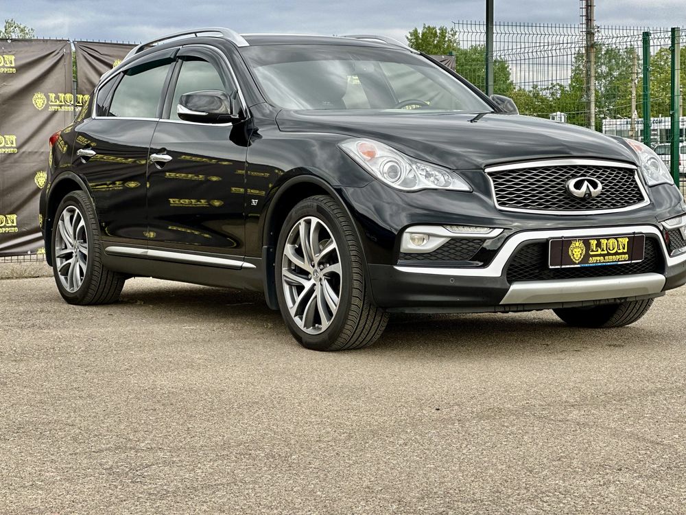 Infiniti Qx50 2016 год 4*4