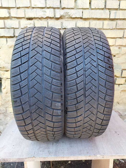Шини б/в 255 55 R19 Vredestein Quatrac Pro