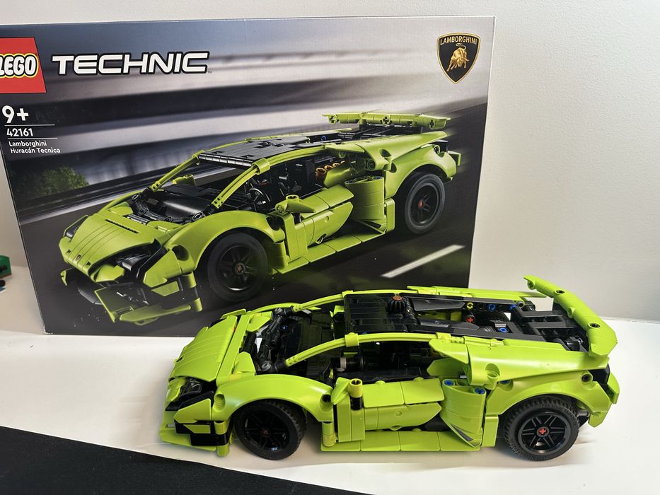 Конструктор LEGO Technic Lamborghini Huracán Tecnica (42161)