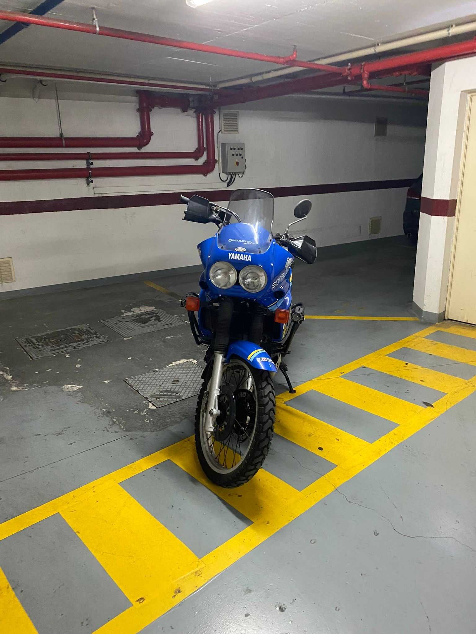 Yamaha Super tenere 750