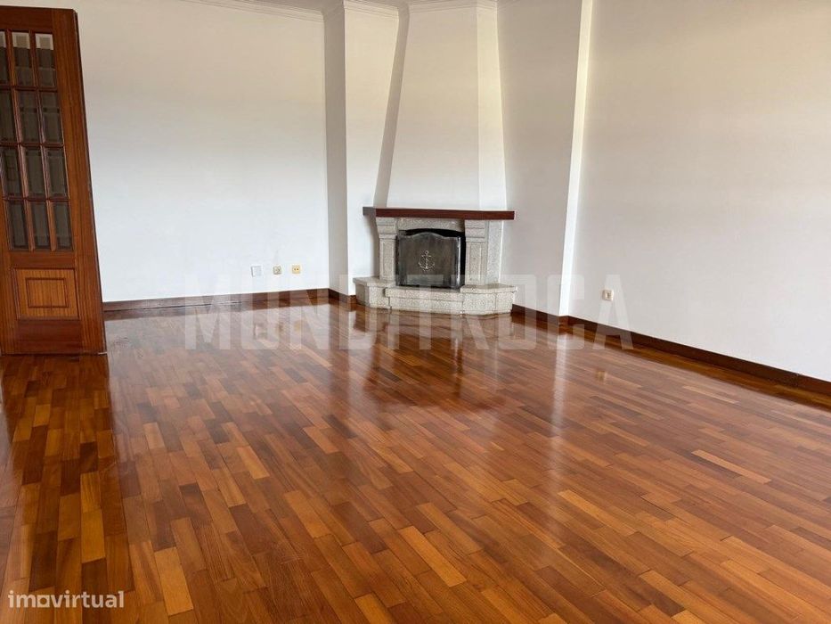 Apartamento T3 Volvo