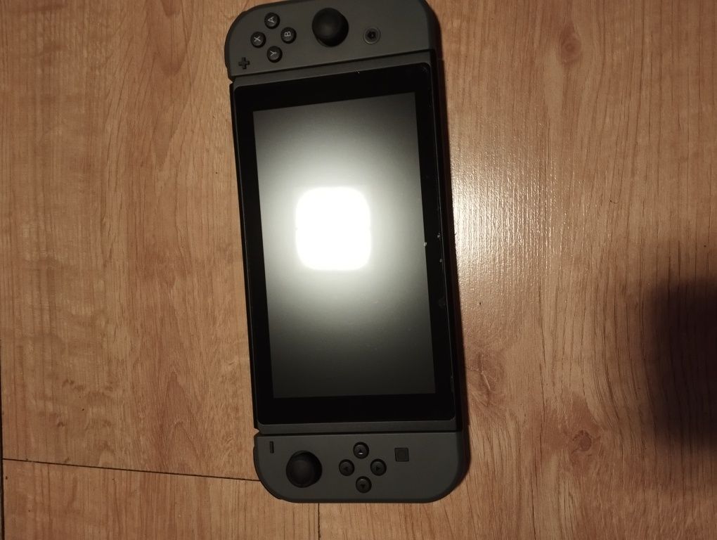 Konsola Nintendo Switch stan bdb