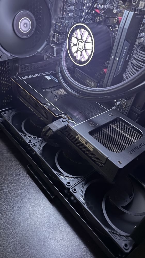 Novo!! Computador gaming RTX 5070 32Gb Ram ddr5