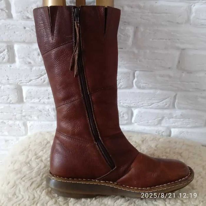 Шкіряні чоботи Dr. Martens коричневого кольору, EU 42