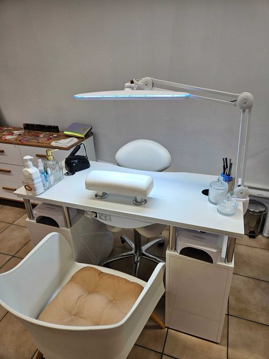 Wypozażenie salonu Manicure & pedicure
