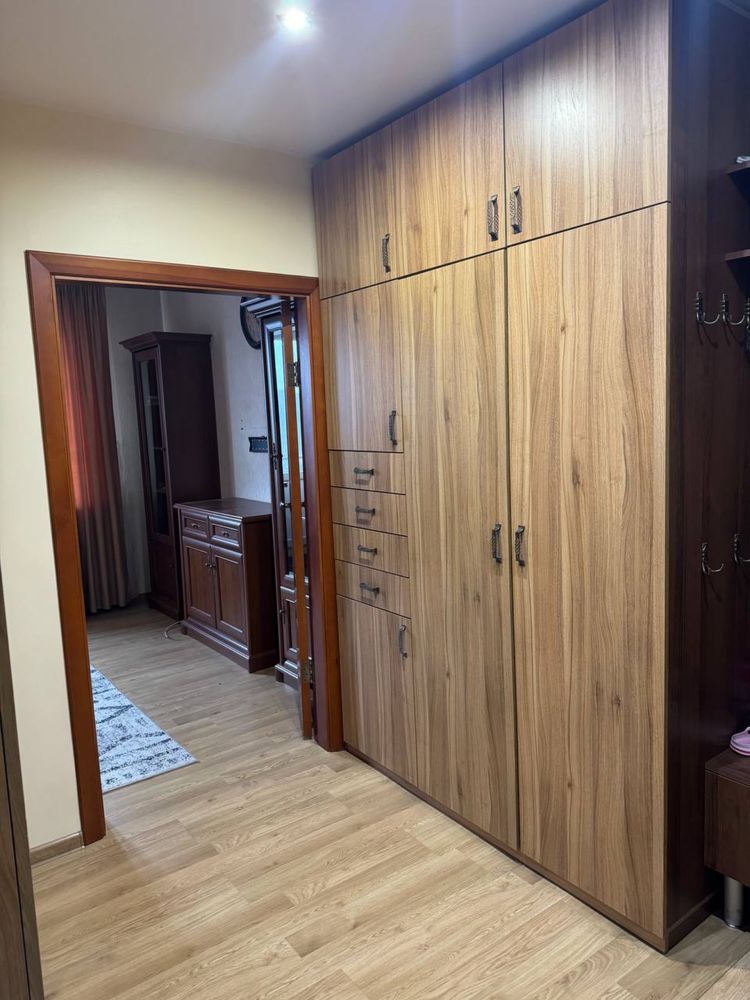 Продаж 2 кімнатної квартири в Добропіллі