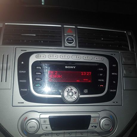 Radio Sony Ford Kuga MK1 + kod