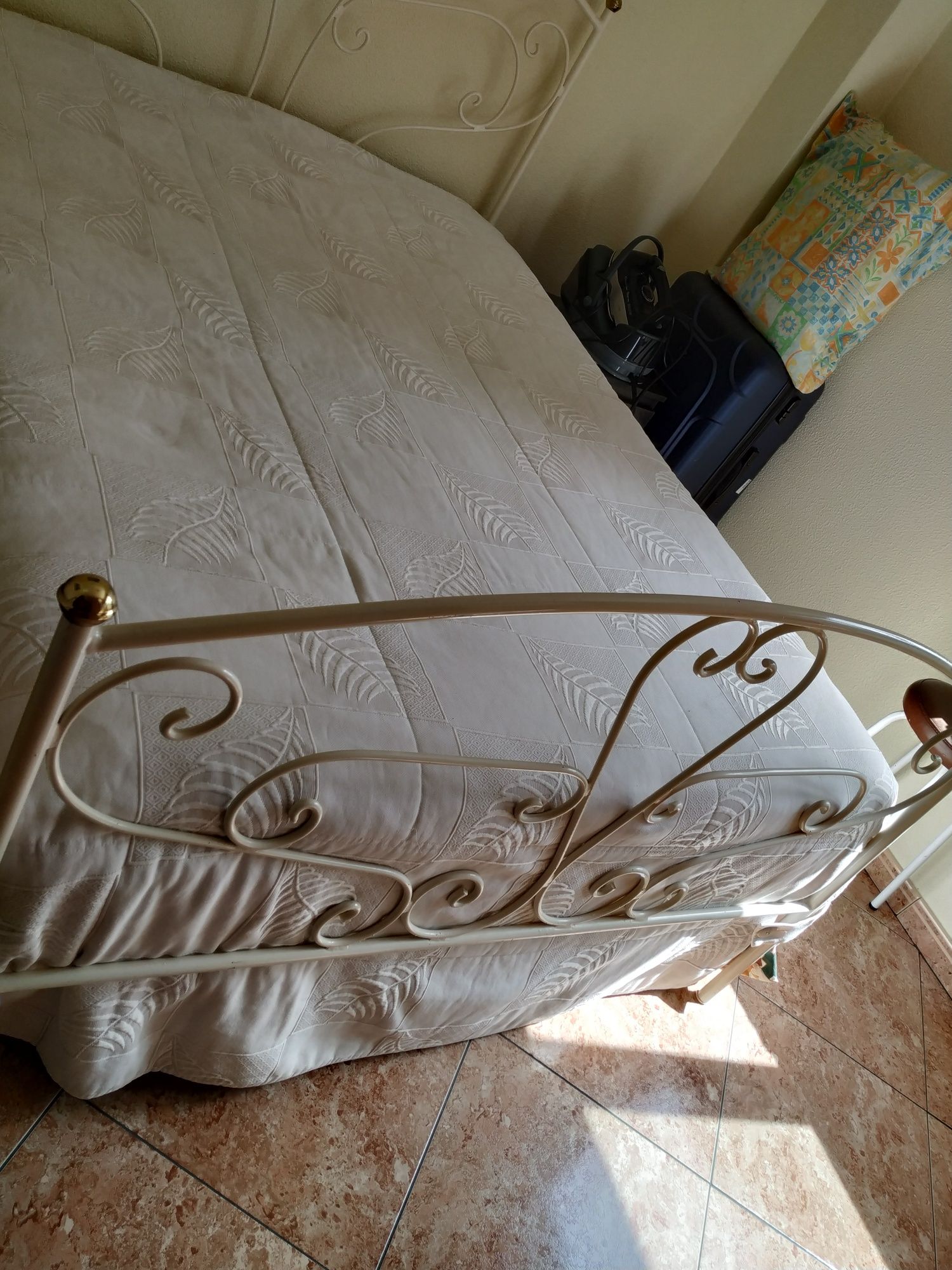 Cama de ferro casal+colchão com estrado