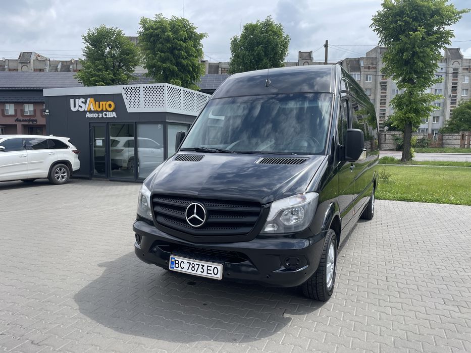 Автобус Пасажирські перевезення замовлення автобуса