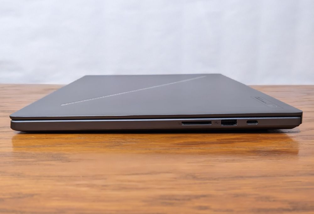 Asus Zephyrus G16 rtx4070 16озу 1тб 185H GU605