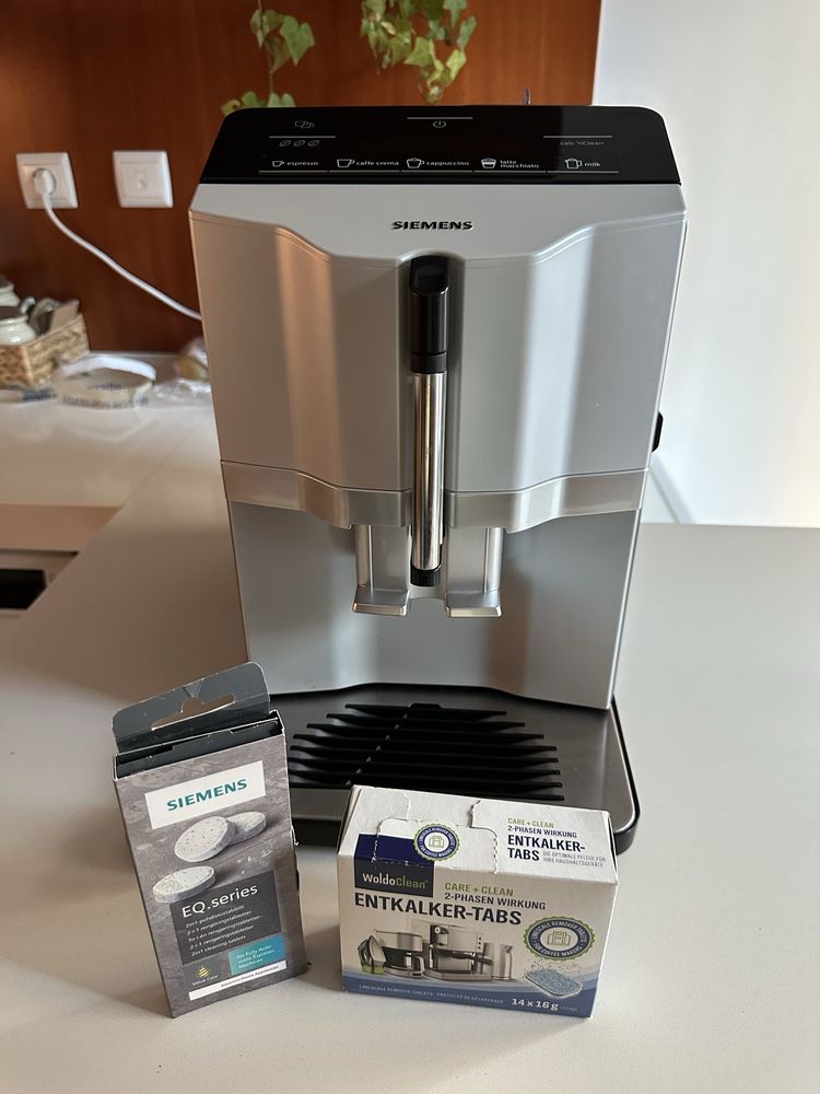Maquina de café automatica Siemens EQ.300