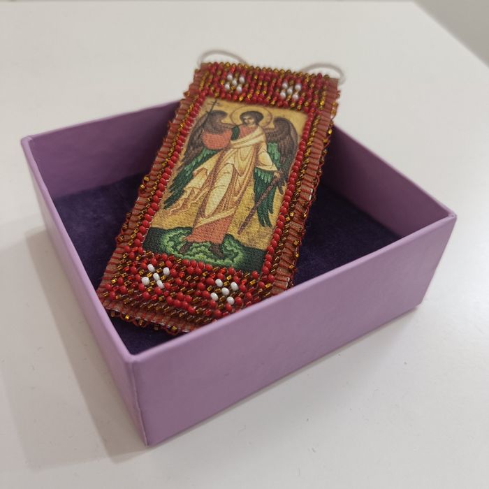 Иконы, обереги ручной работы