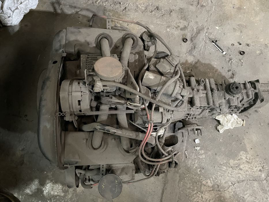 Motor citroen gsa 1300 com caixa de velocidades ( alternador vendido)