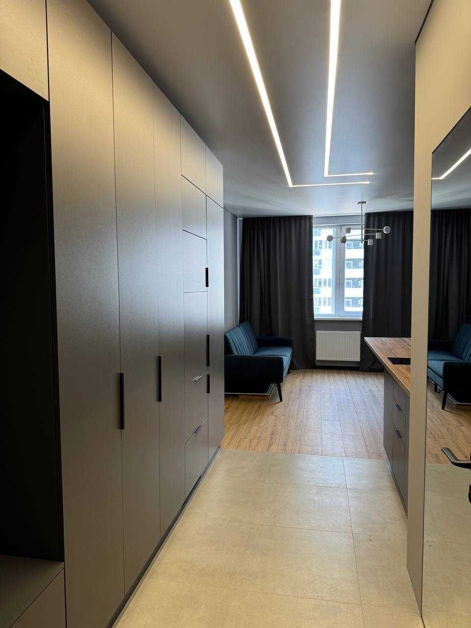 Продам смарт-квартиру з ремонтом у ЖК «Sky City» по вул.Варненська!