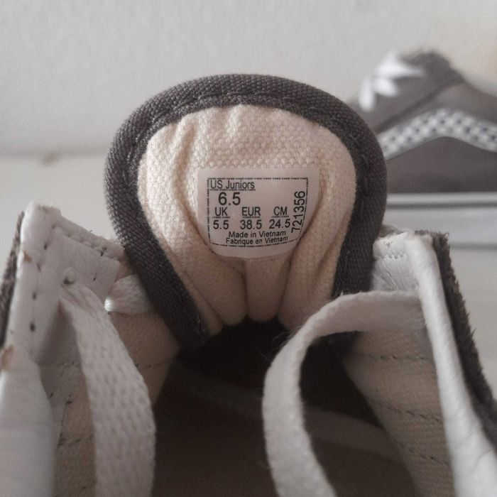 VANS Cinzentas com padrão Quadriculado | 38,5