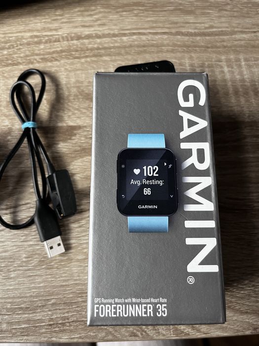 Годинник Garmin forerunner 35
