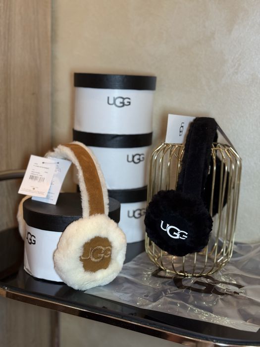Навушники з овчини Ugg повний комплект коробка та пакет тренд 2025