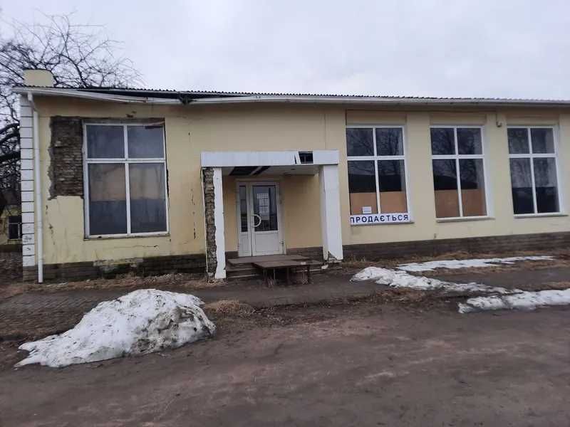 Приміщення їдальні з погребом, 937,6 кв. м, вул. Індустріальна, 1