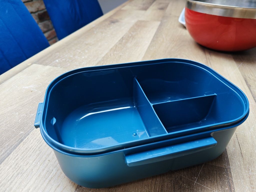 Lunch box pojemnik na śniadanie
