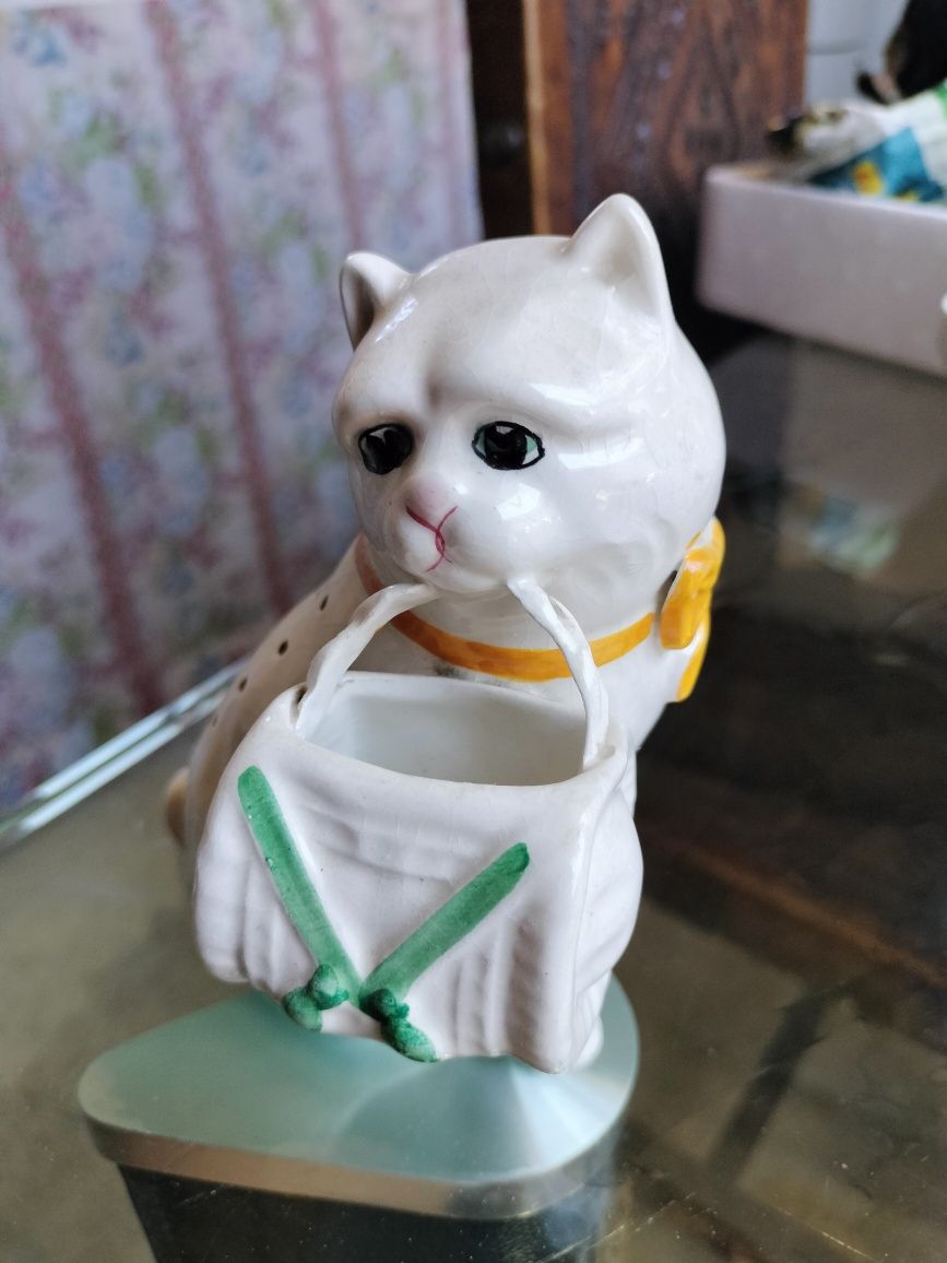 Paliteiro em forma de gato