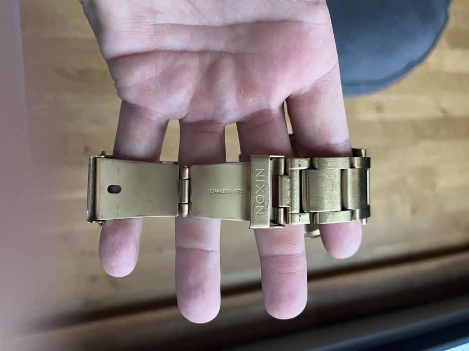 zloty zegarek nixon 51-30 chrono (diesel,seiko,tissot,casio)