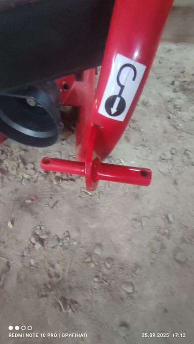 Розкидач міндобрив DЕХWAL Механіка 500кг,Лійка, Рум Оригінал Англія.