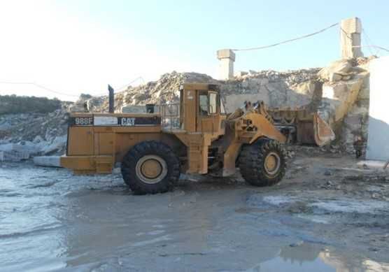 Pá carregadora CAT988F