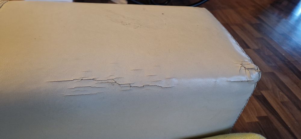 Sofa do zmiany obicia oddam za darmo