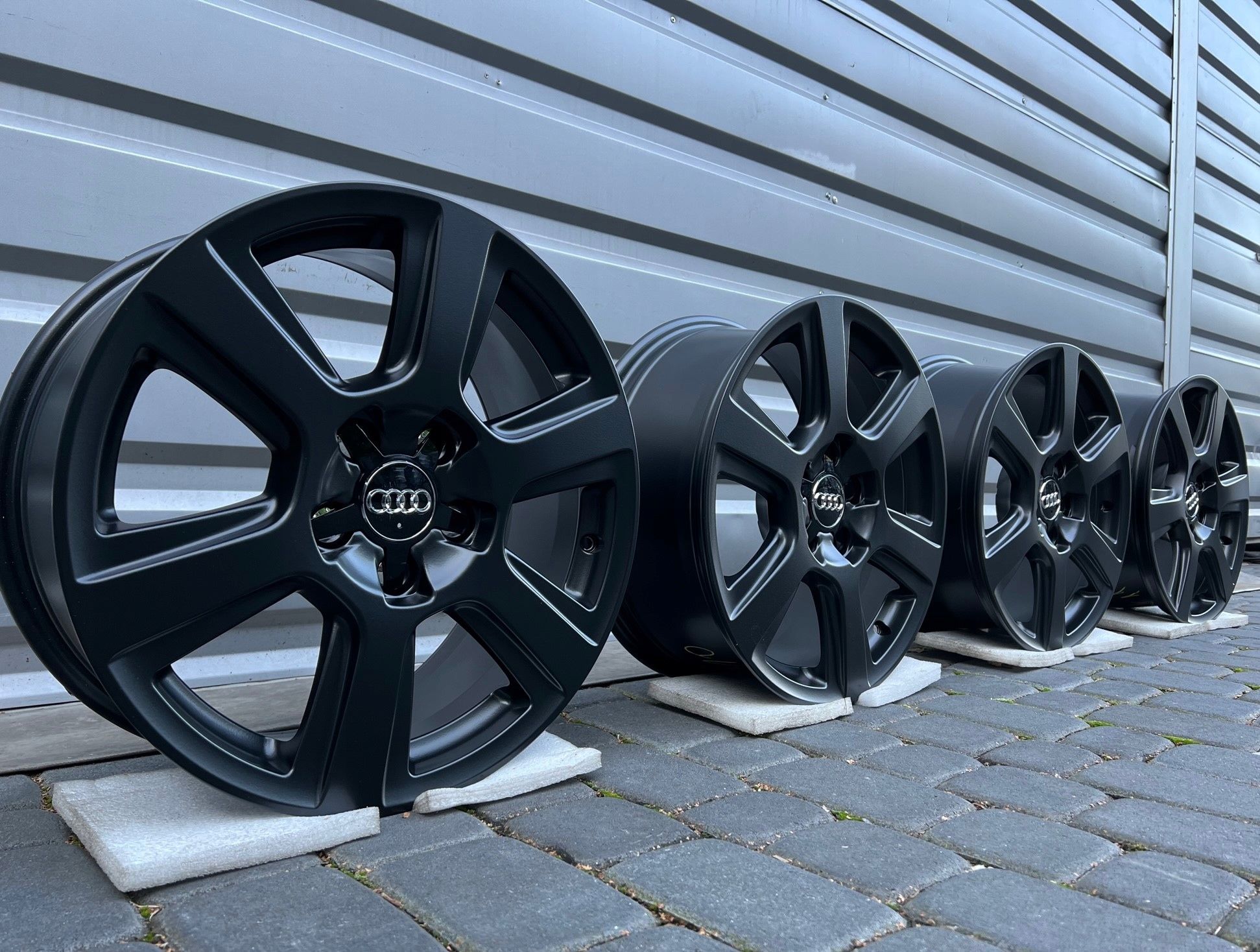 Oryginalne Felgi Audi 17 A3 A4 A6 A8 Q3 Q5 TT