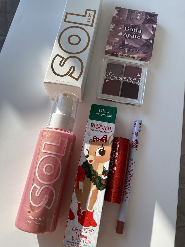 Zestaw kosmetyków colourpop pomadka olejek do ciała paleta cieni