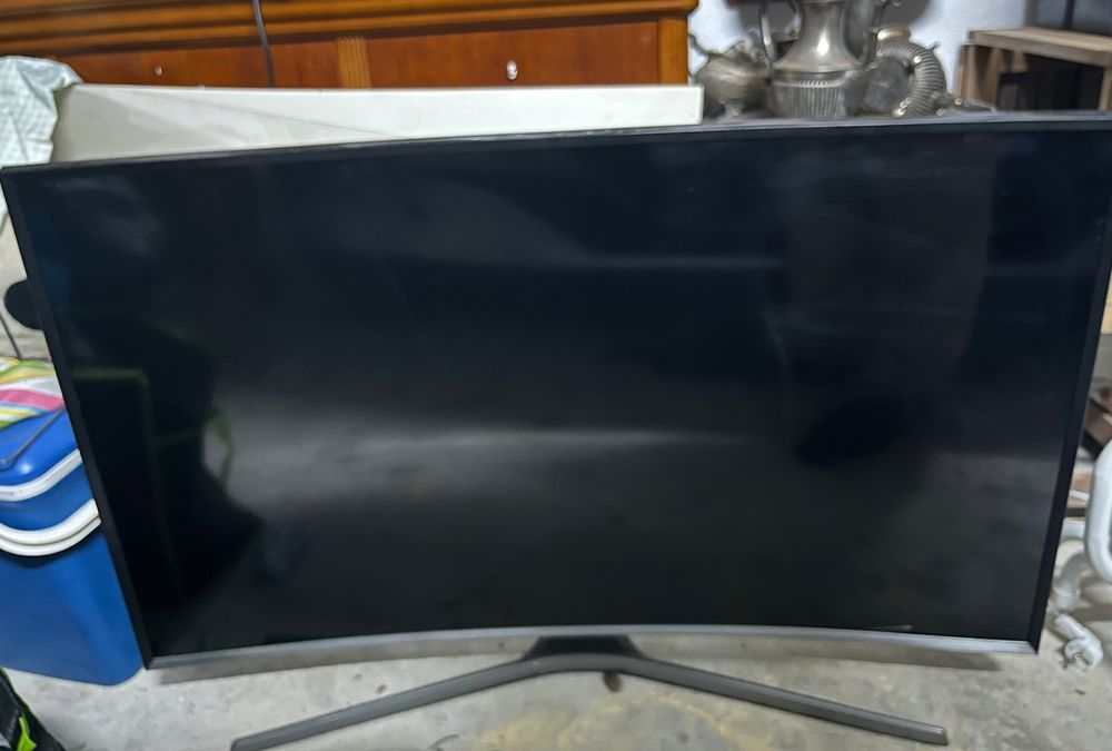 Samsung LED 48” Full HD