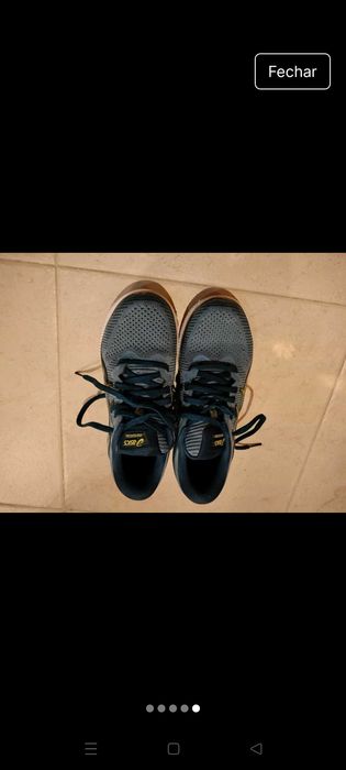 Tênis mulher ASICS n. 39