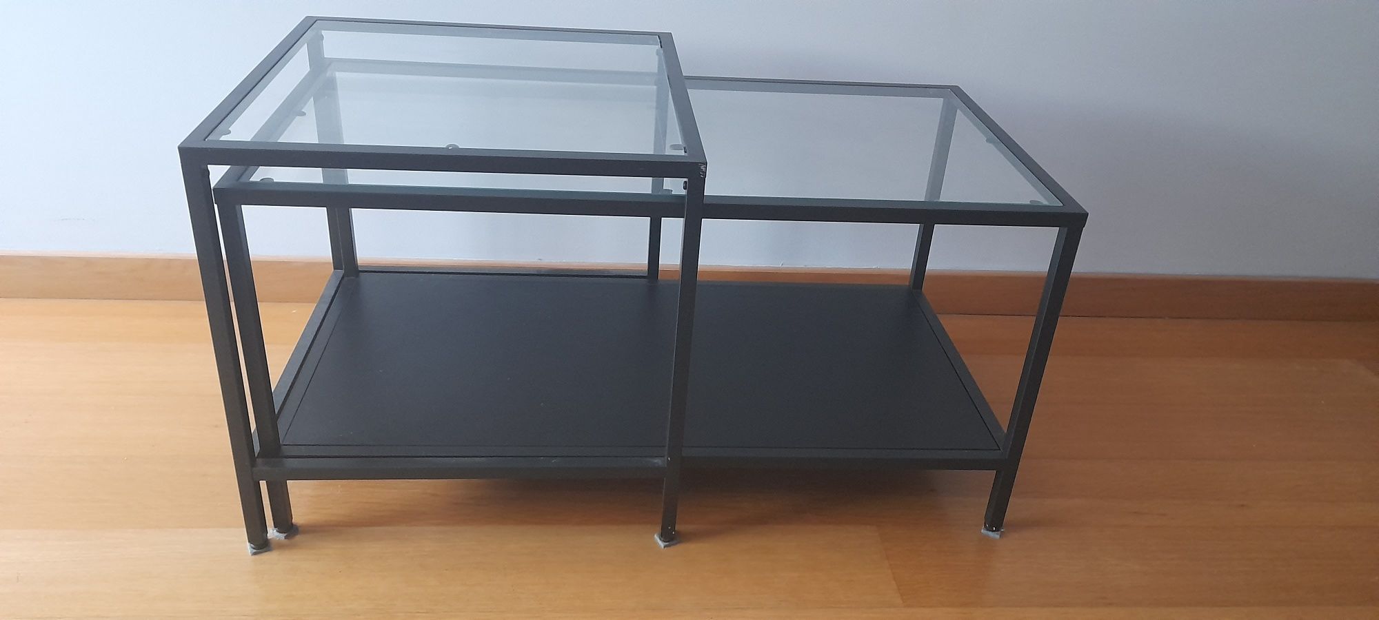 Conjunto de Mesa de centro, duas mesas de  sala ou quarto