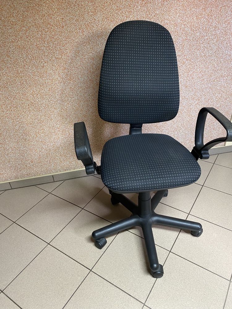 Krzesło obrotowe biurowe do biurka