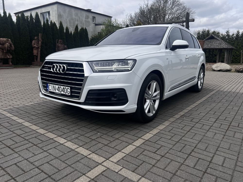 Audi Q7 3.0TDI webasto virtual 7 miejsc hak s-line
