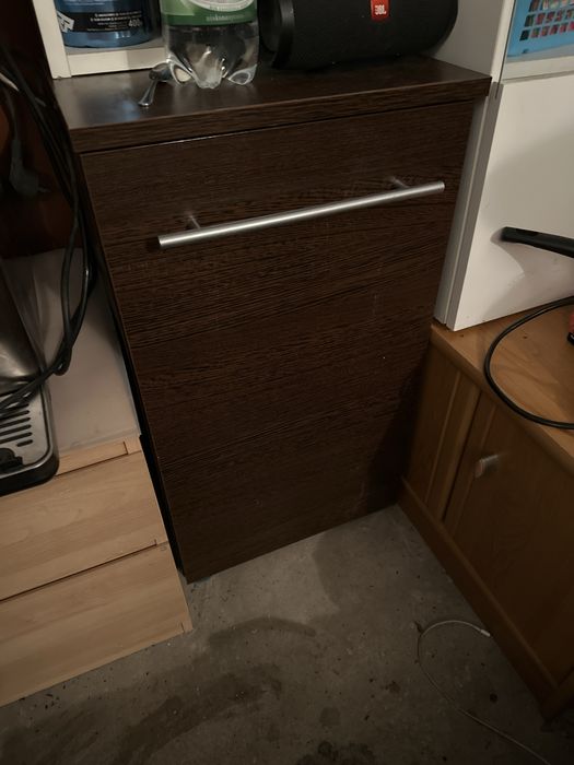 Transport wniesienie Szafka łazienkowa na pranie  Agata meble