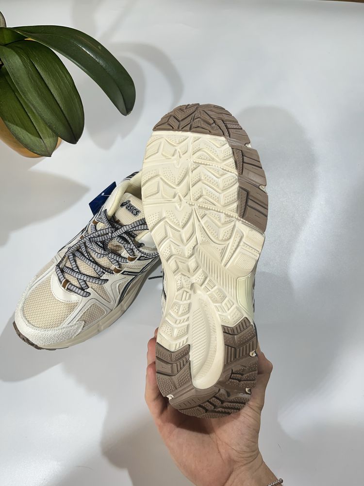 Кросівки Asics