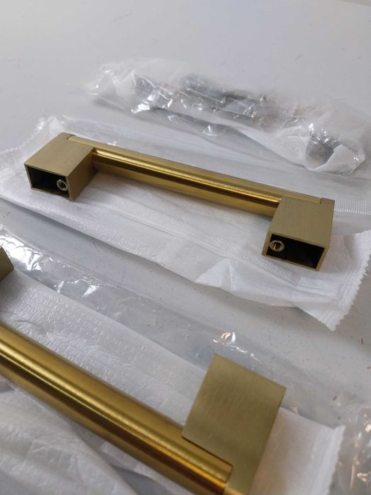 Uchwyty Meblowe 10 sztuk