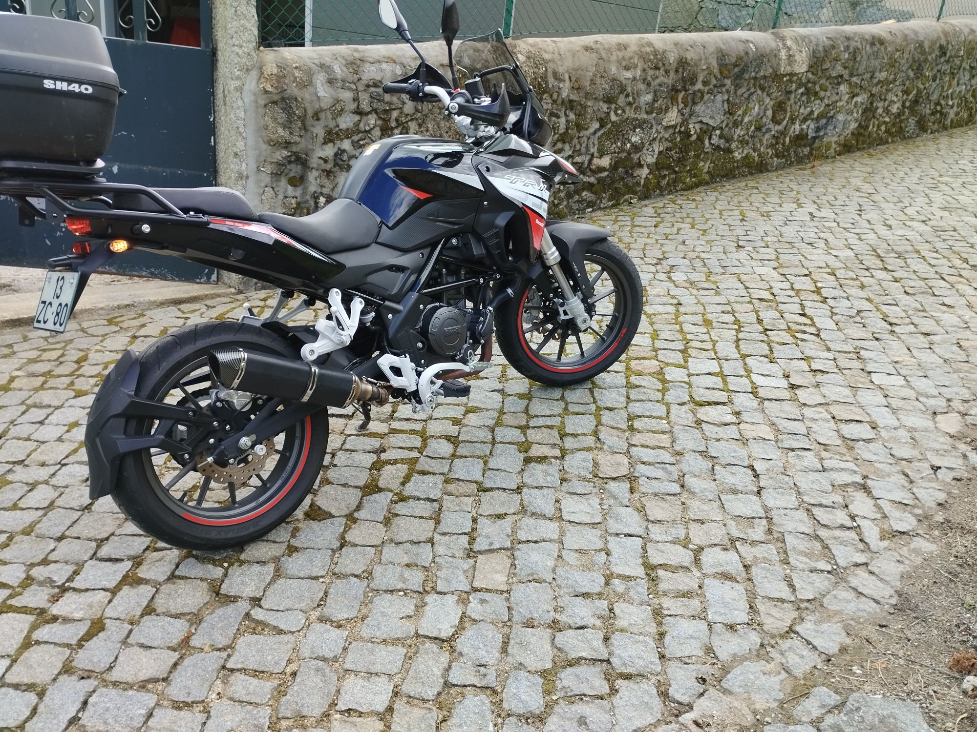 Vendo Benelli trk 251