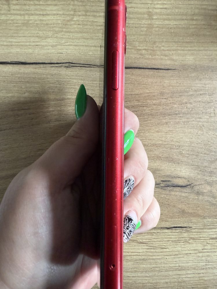 Iphone 11 czerwony 128