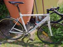 Karbonowy CANYON ULTIMATE CF F10 na SRAM Force Apex  stan dobry