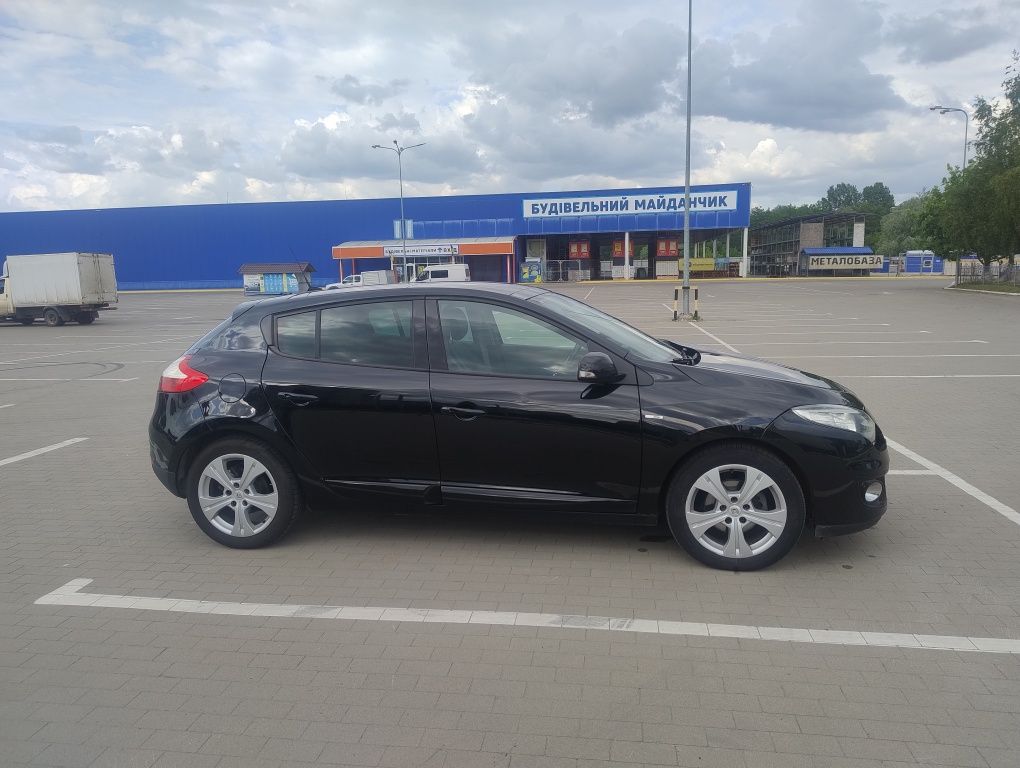 Megane 3 BOSE в ідеальному стані