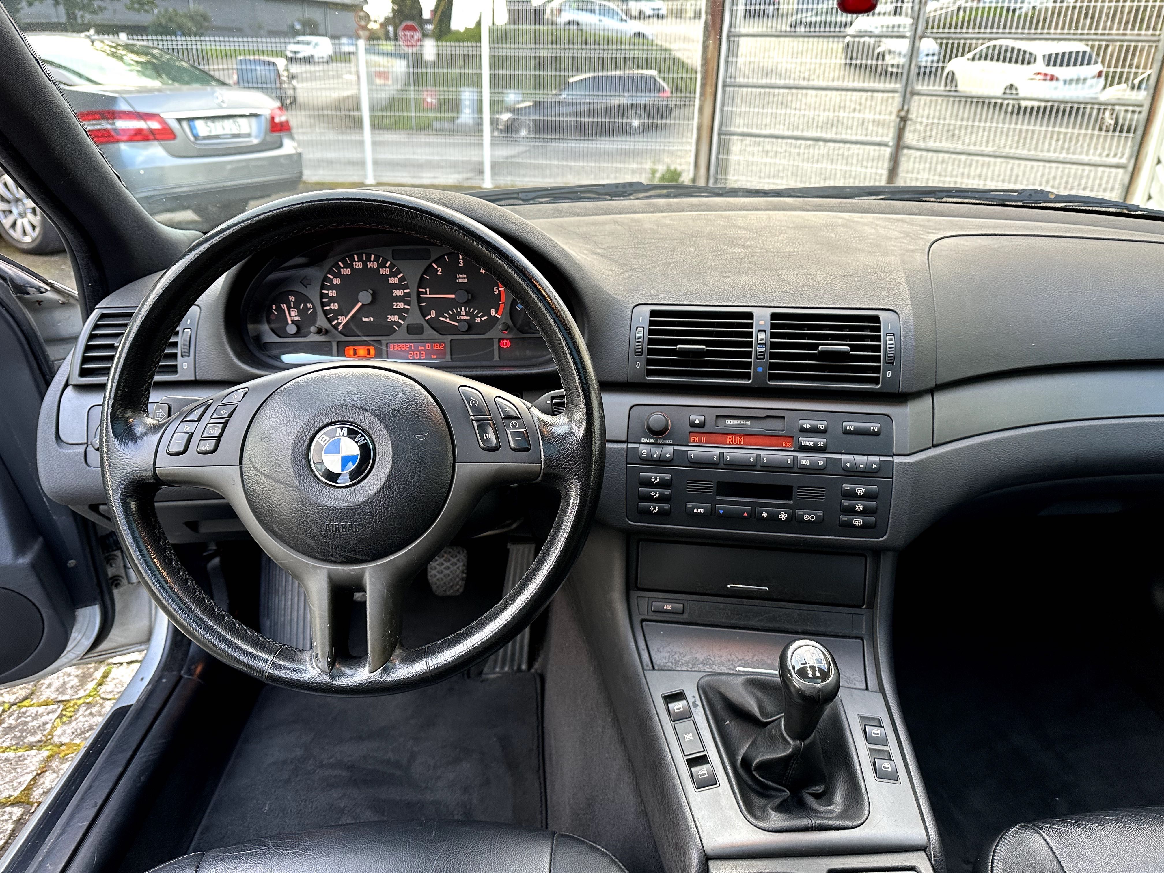 BMW 320d Touring E46