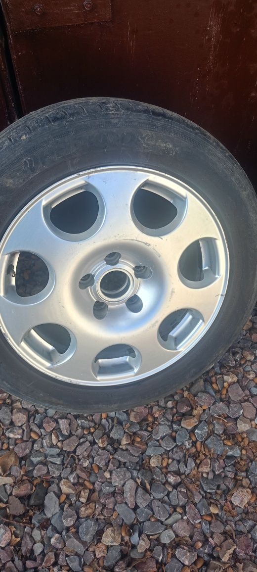 Alufelgi audi A6 C5 A4 b6 5x112 16 cali z oponami letnimi