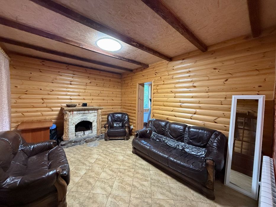 Будинок з ремонтом біля Рівного